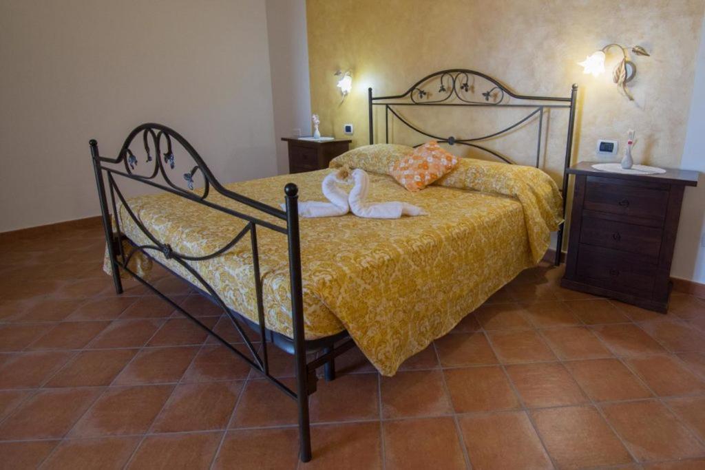 Agriturismo Gli Antichi Sapori - Con Stazione Di Ricarica Veicoli Elettrici Vatolla エクステリア 写真