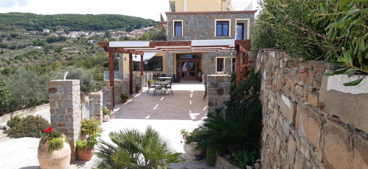 Agriturismo Gli Antichi Sapori - Con Stazione Di Ricarica Veicoli Elettrici Vatolla エクステリア 写真